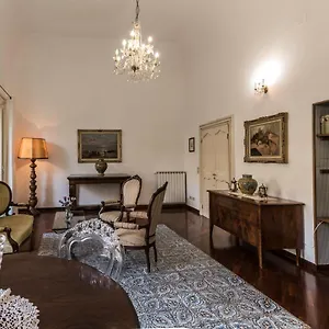 Palazzo Pace Al Cassaro , Palermo Italien